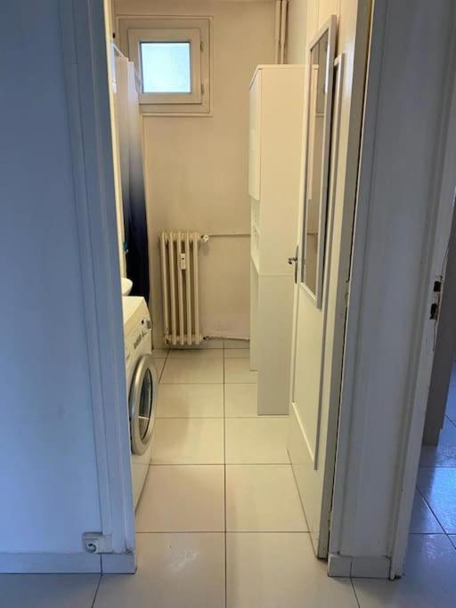 Joli Appartement Proche Metro Lyon Exterior foto